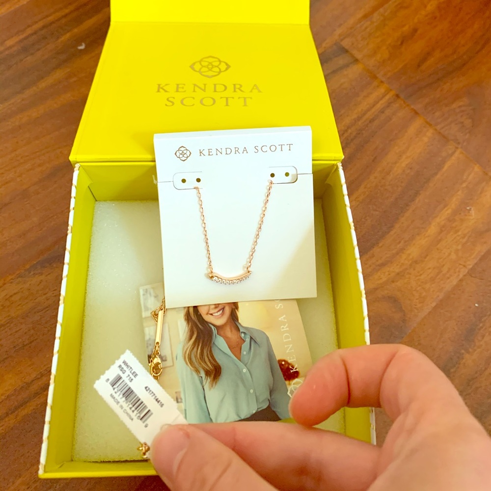 Kendra Scott Rose Gold Whitlee Necklace